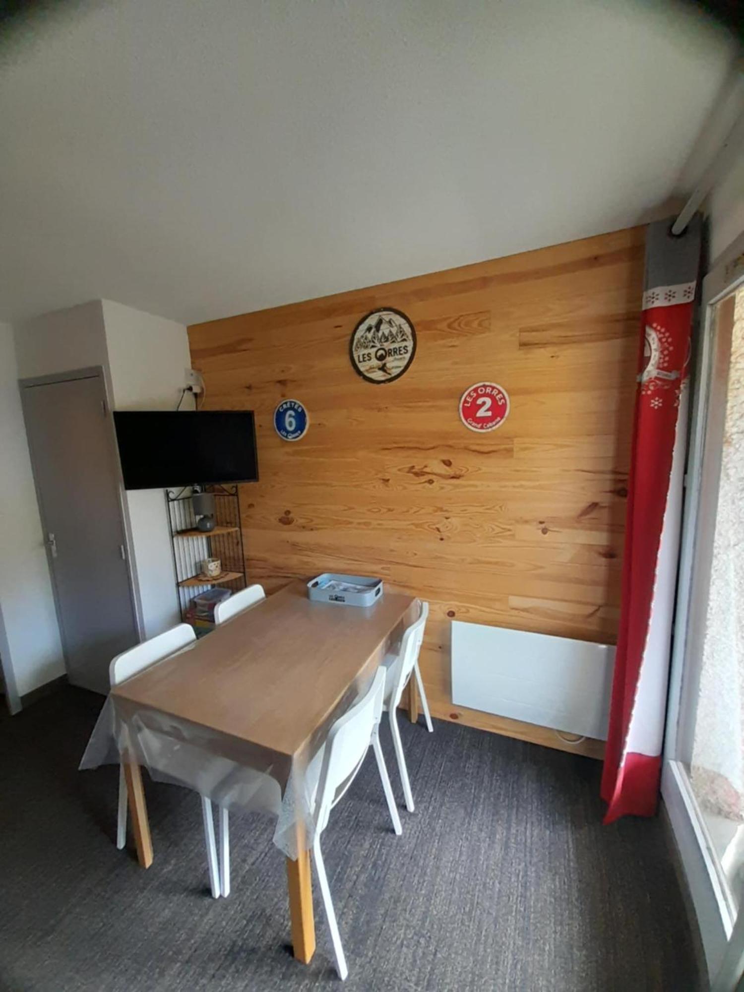 Au Petit Conf'orres Apartment Les Orres